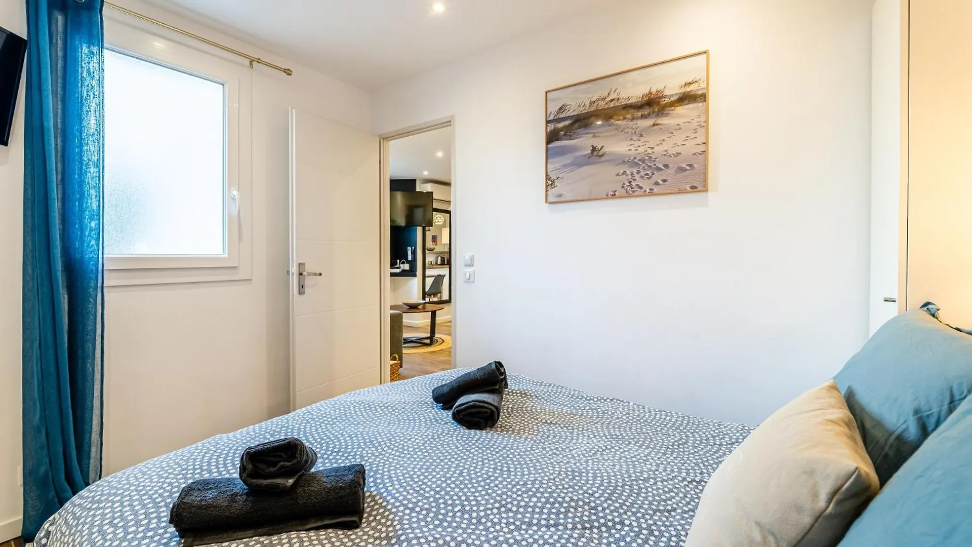 Cassis Le Marignan- Rdc - Garage - Classe 3 Etoiles 0*,  France