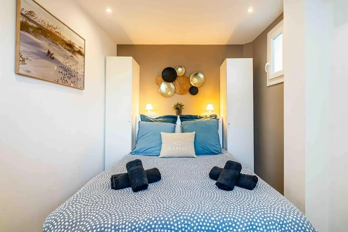 Cassis Le Marignan- Rdc - Garage - Classe 3 Etoiles
