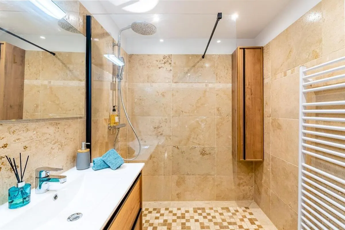 Cassis Le Marignan- Rdc - Garage - Classe 3 Etoiles France